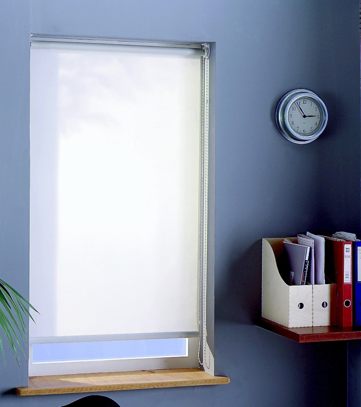 store enrouleur blanc mariton par Cauchi Design